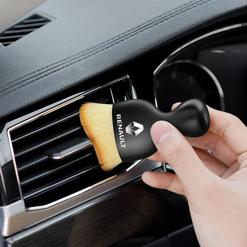Brosse Douce de Nettoyage d’Emblèmes – Renault (Megane, Clio, Captur, Twingo...)