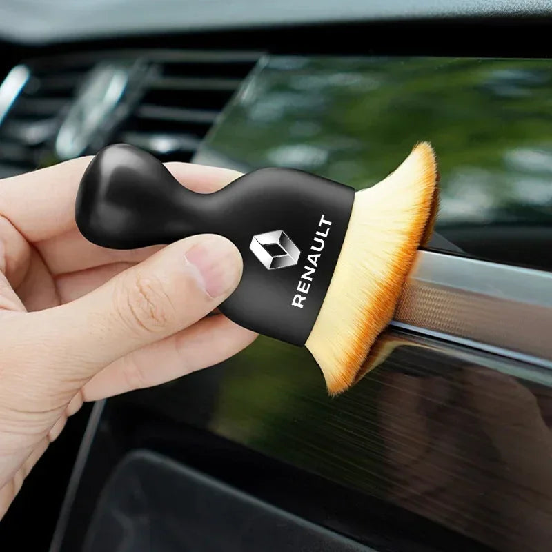 Brosse Douce de Nettoyage d’Emblèmes – Renault (Megane, Clio, Captur, Twingo...)