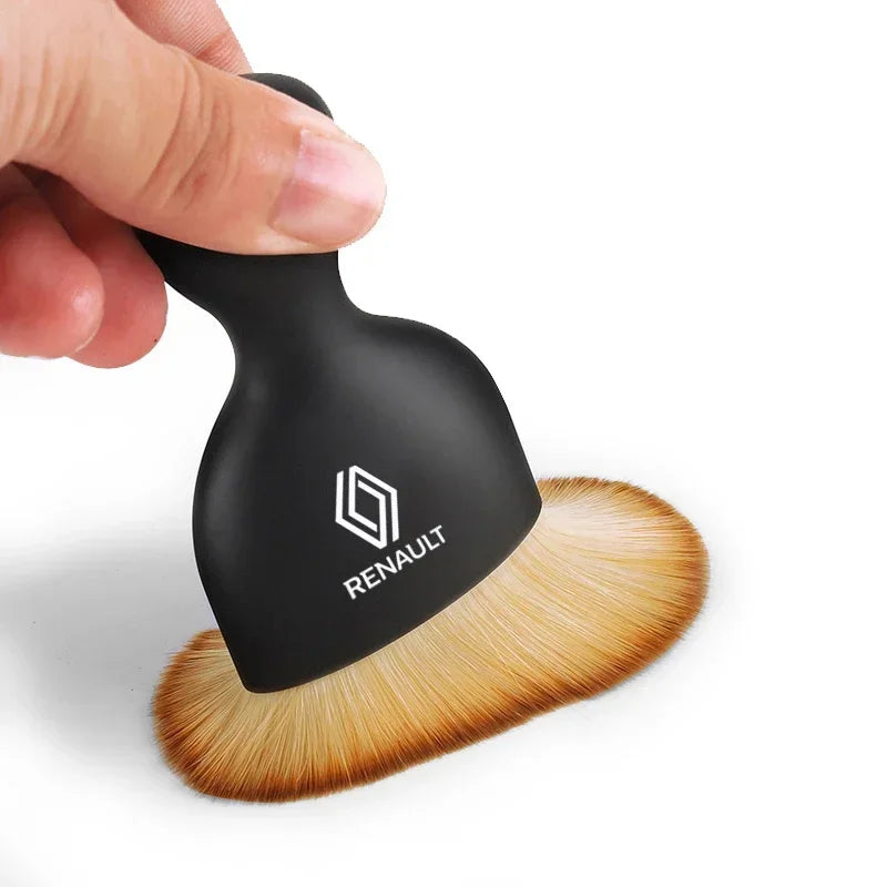 Brosse Douce de Nettoyage d’Emblèmes – Renault (Megane, Clio, Captur, Twingo...)